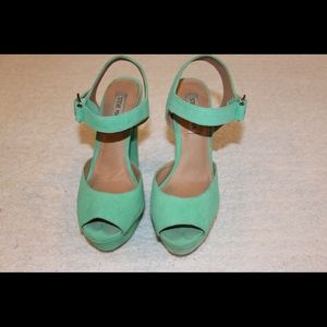 Steve Madden Pumps